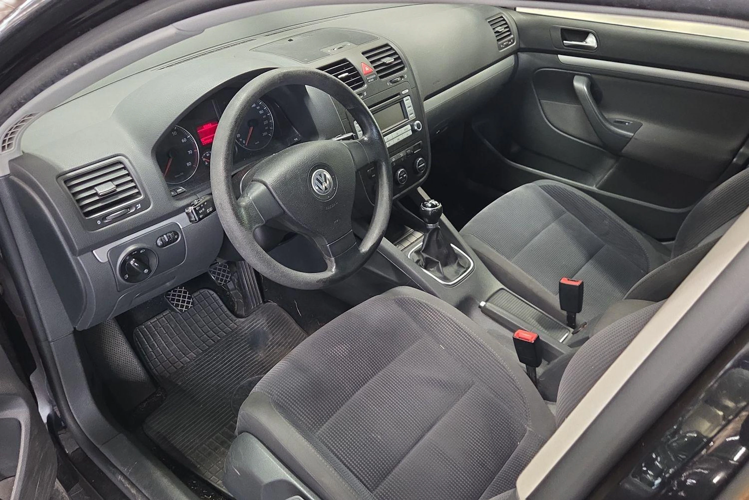 musta Volkswagen Jetta 2007 kuva 6.