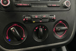 Sininen Volkswagen JETTA 2009 kuva 20.