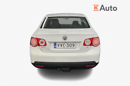 valkoinen Volkswagen Jetta 2010 kuva 3.