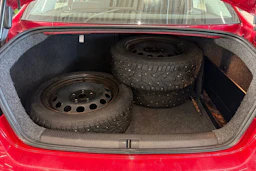 punainen Volkswagen Jetta 2010 kuva 35.
