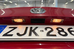 punainen Volkswagen Jetta 2010 kuva 36.