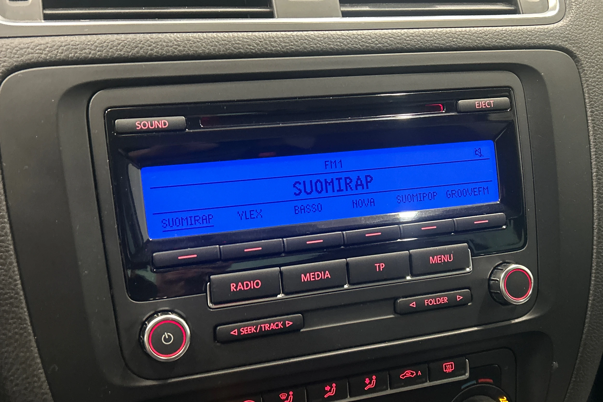 musta Volkswagen Jetta 2011 kuva 24.