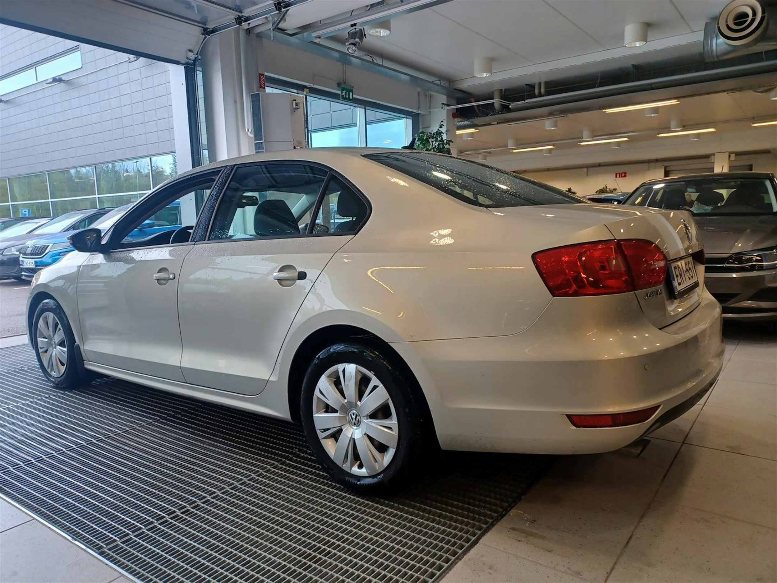 Hopea Volkswagen JETTA 2011 kuva 4.