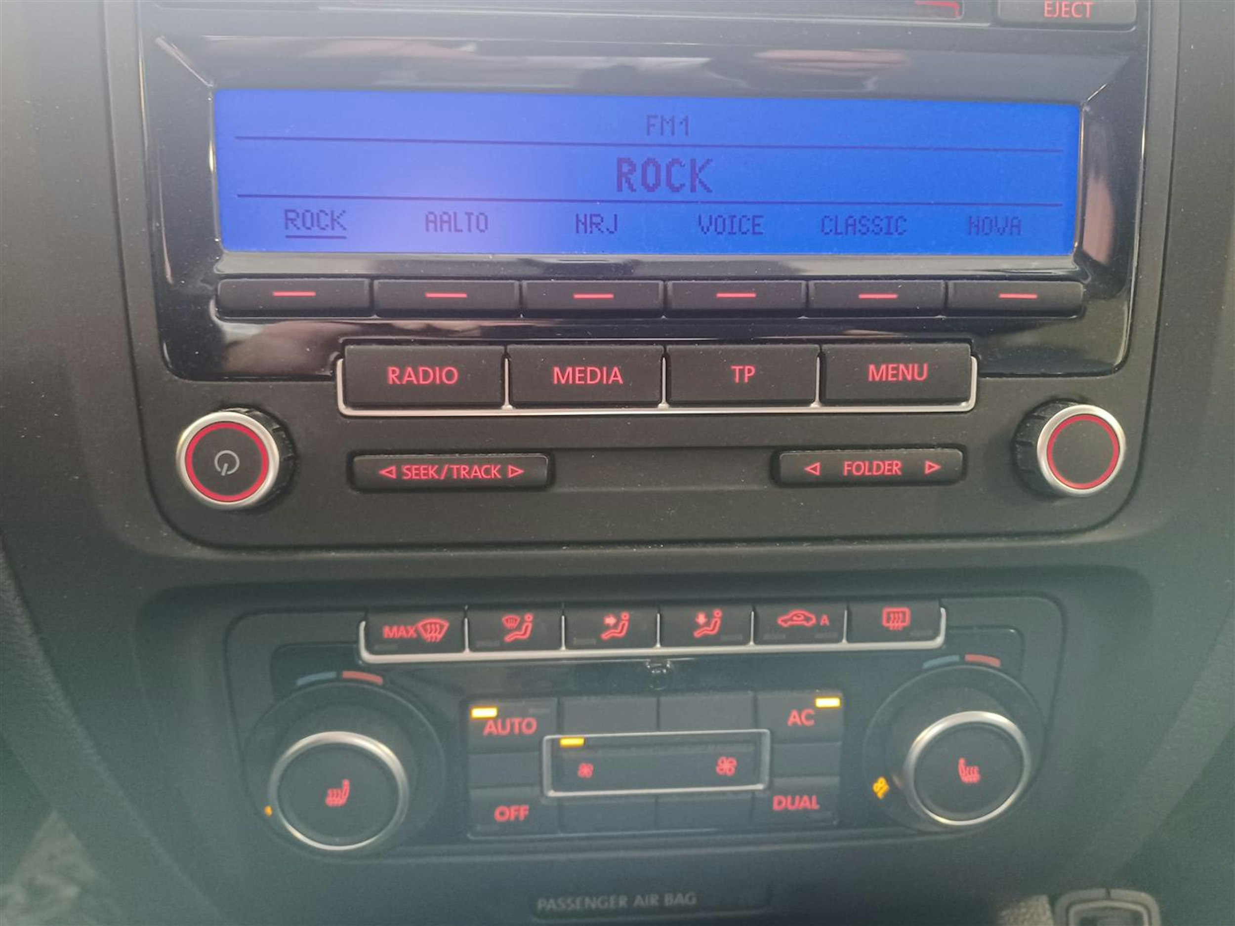 Hopea Volkswagen JETTA 2011 kuva 7.