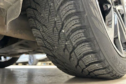 valkoinen Volkswagen Jetta 2011 kuva 29.