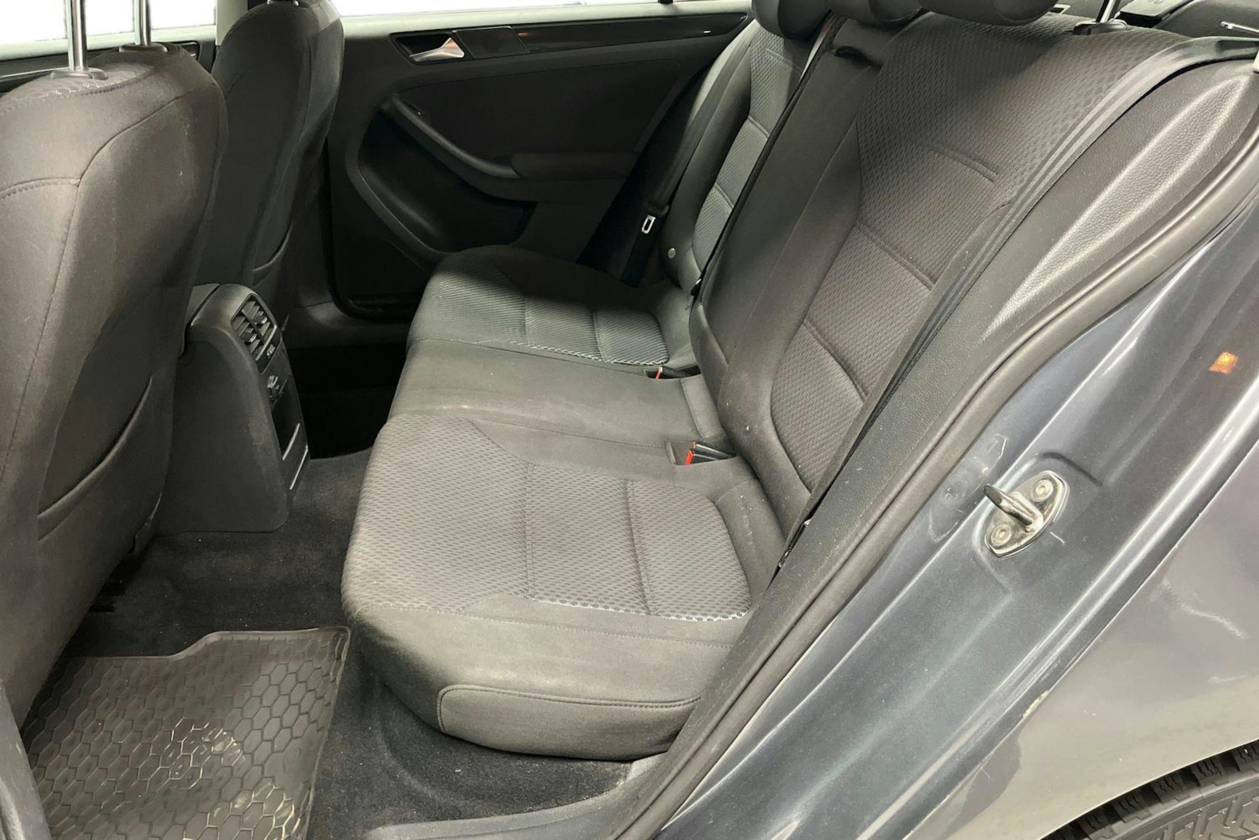 Harmaa Volkswagen JETTA 2011 kuva 10.