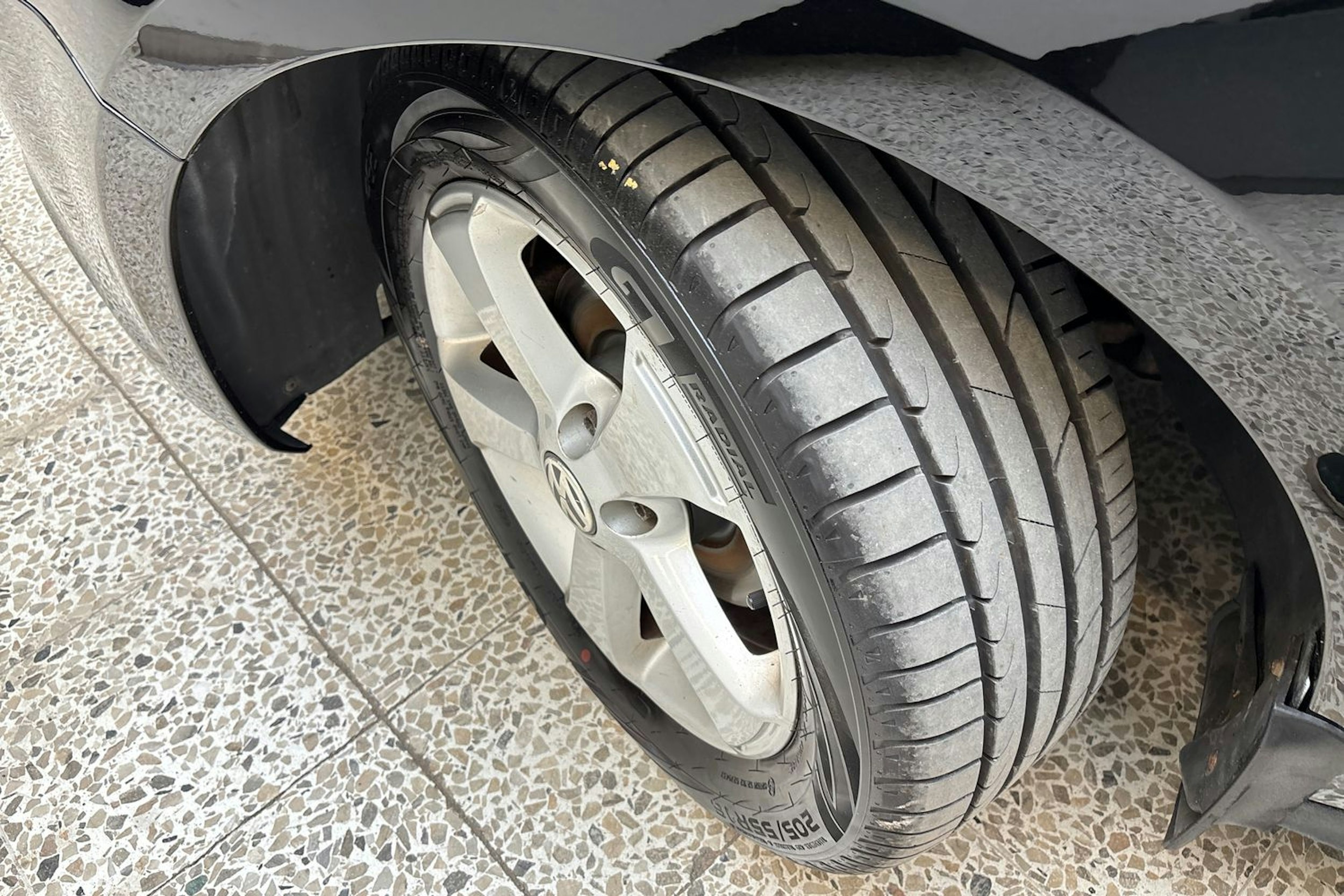 musta Volkswagen Jetta 2011 kuva 13.