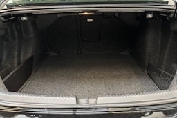 musta Volkswagen Jetta 2011 kuva 14.