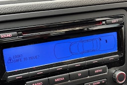 musta Volkswagen Jetta 2011 kuva 21.