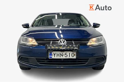 harmaa Volkswagen Jetta 2011 kuva 5.