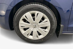 harmaa Volkswagen Jetta 2011 kuva 12.