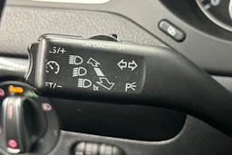 harmaa Volkswagen Jetta 2011 kuva 20.