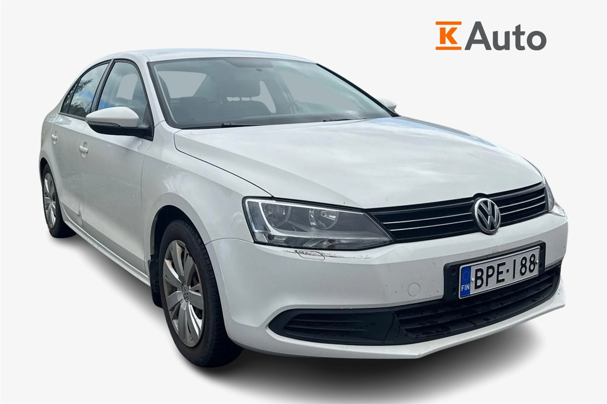 valkoinen Volkswagen Jetta 2012 kuva 1.