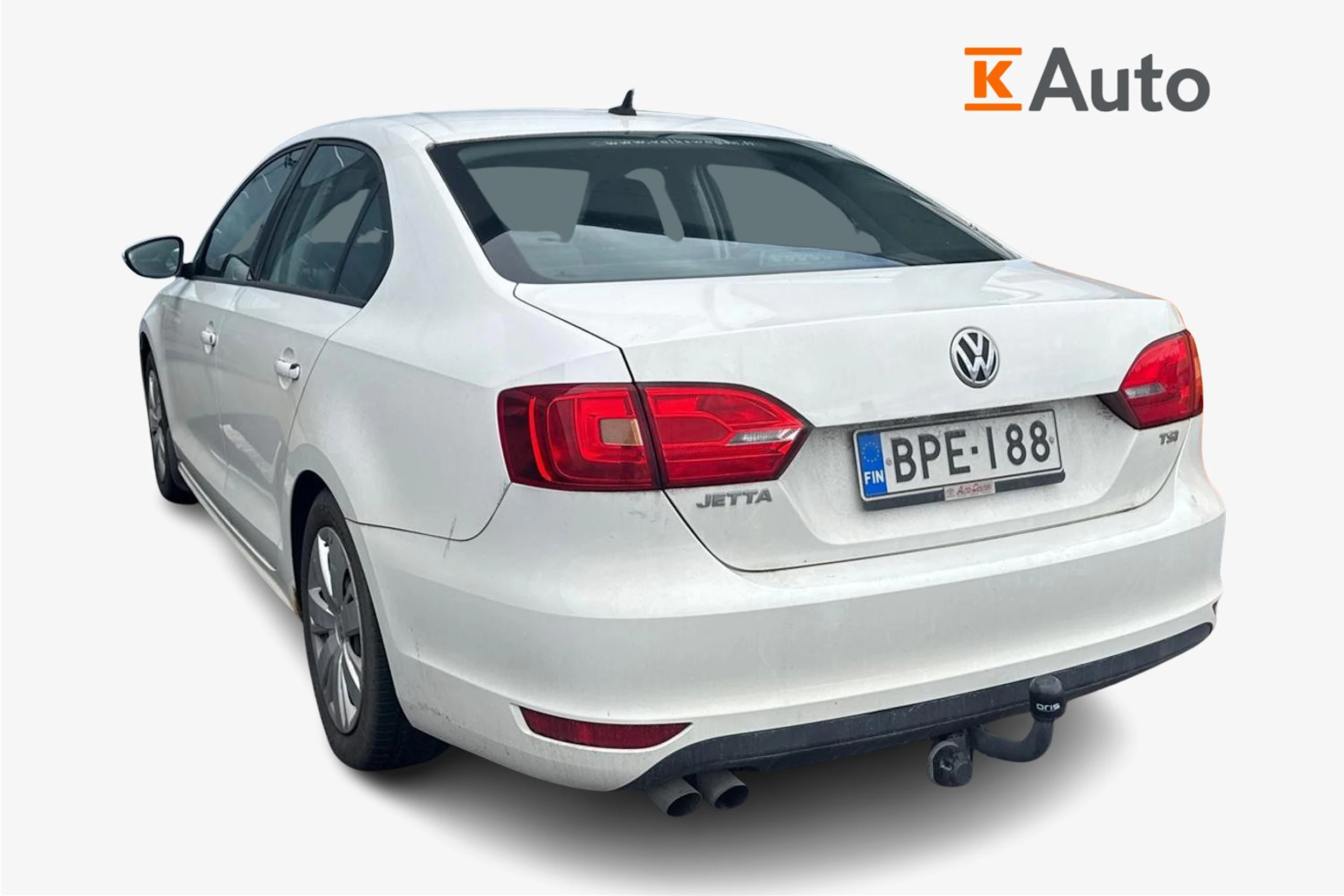 valkoinen Volkswagen Jetta 2012 kuva 2.