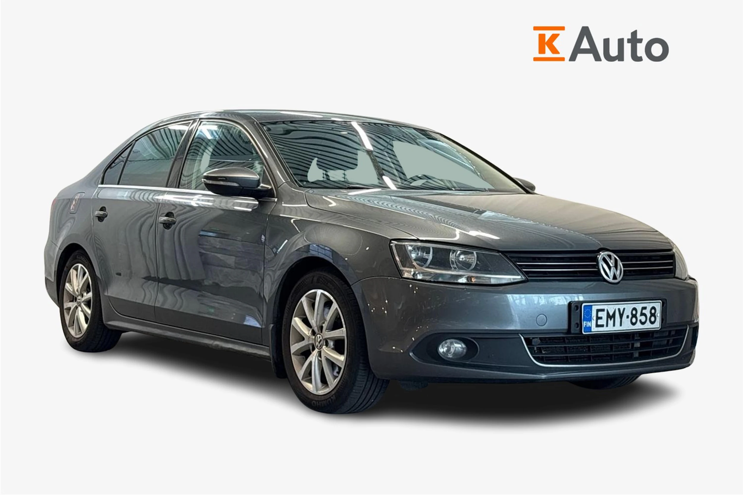 harmaa Volkswagen Jetta 2012 kuva 1.