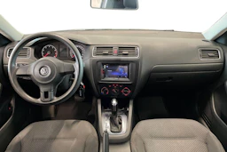 harmaa Volkswagen Jetta 2012 kuva 7.