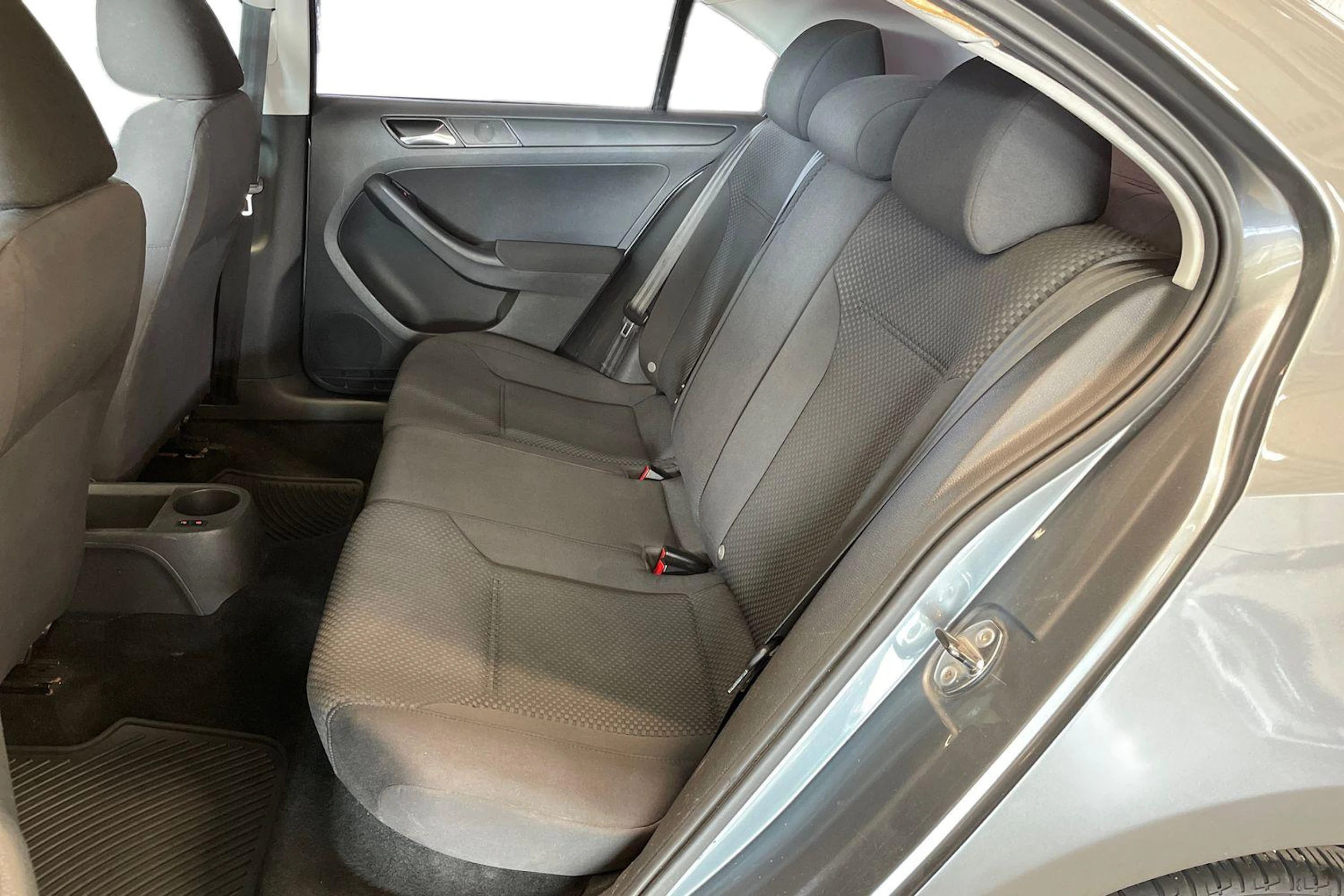 harmaa Volkswagen Jetta 2012 kuva 8.