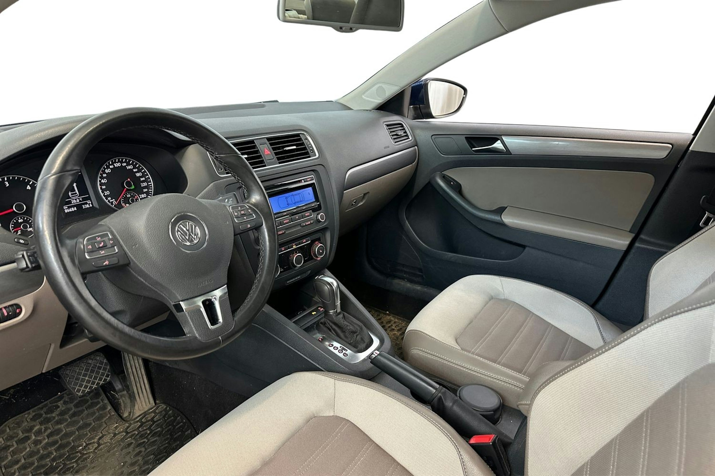 sininen Volkswagen Jetta 2012 kuva 3.
