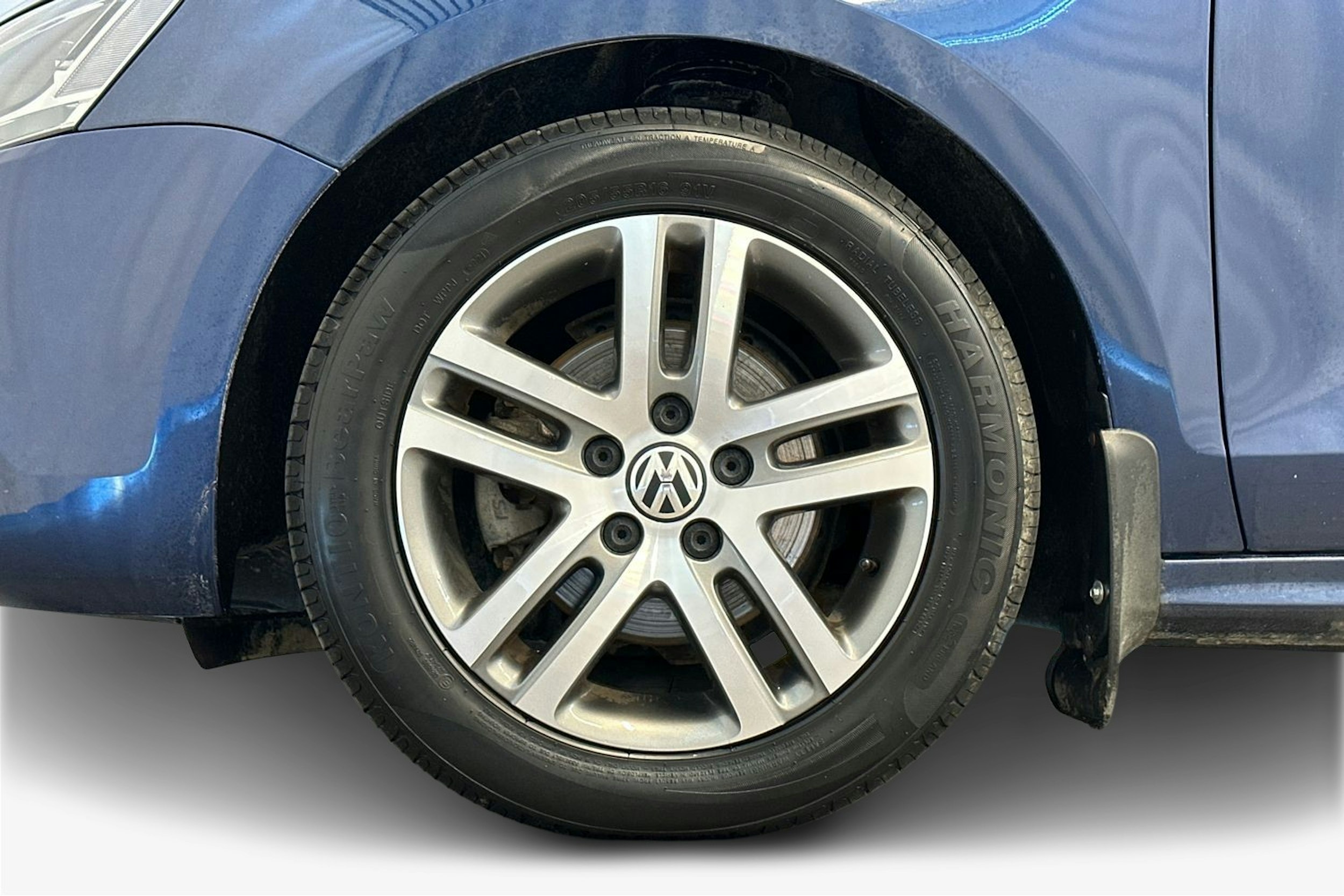 sininen Volkswagen Jetta 2012 kuva 11.