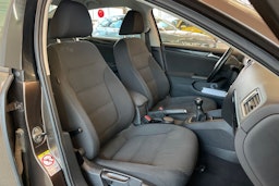 Ruskea (beige) Volkswagen JETTA 2012 kuva 21.