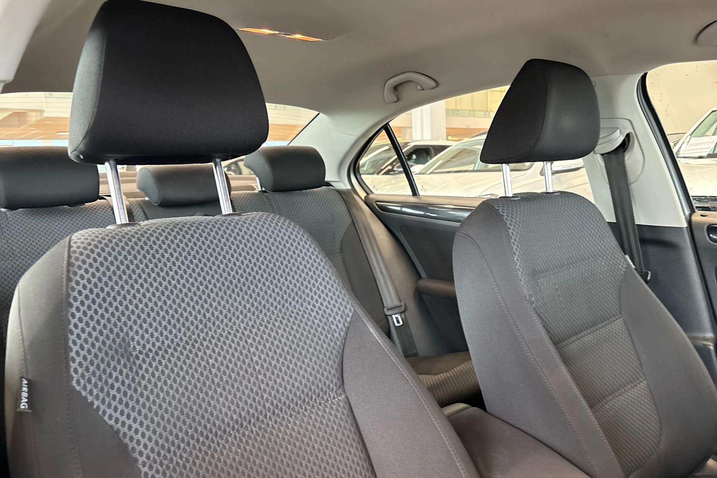 Hopea Volkswagen JETTA 2012 kuva 19.