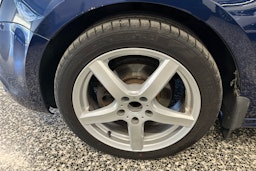 sininen Volkswagen Jetta 2012 kuva 9.