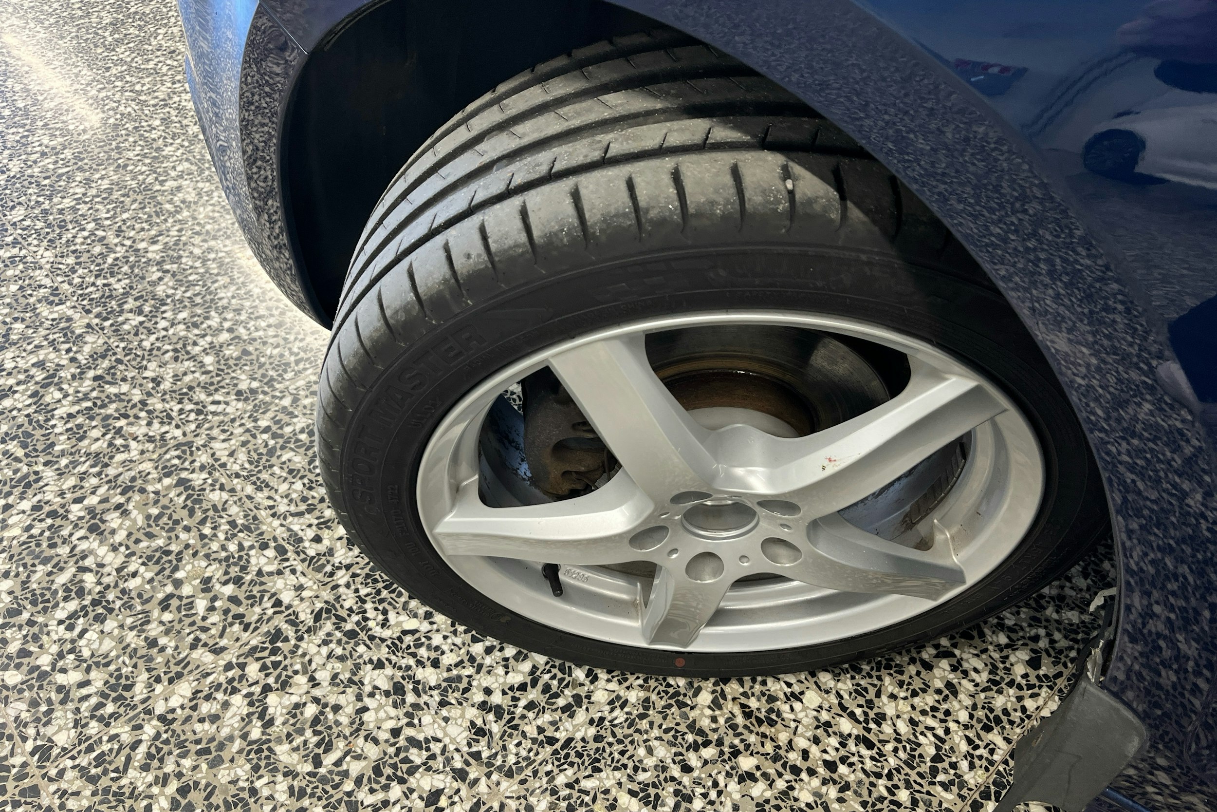 sininen Volkswagen Jetta 2012 kuva 10.