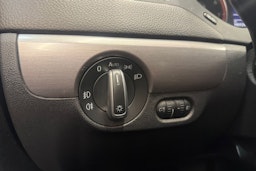 Sininen Volkswagen JETTA 2012 kuva 16.