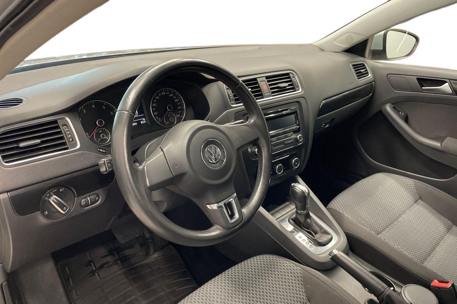 Volkswagen Jetta 2012, bild 6/19