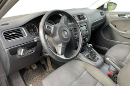 valkoinen Volkswagen Jetta 2012 kuva 3.