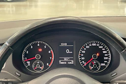 valkoinen Volkswagen Jetta 2012 kuva 17.