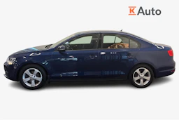 sininen Volkswagen Jetta 2012 kuva 7.