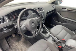 Harmaa Volkswagen JETTA 2014 kuva 3.