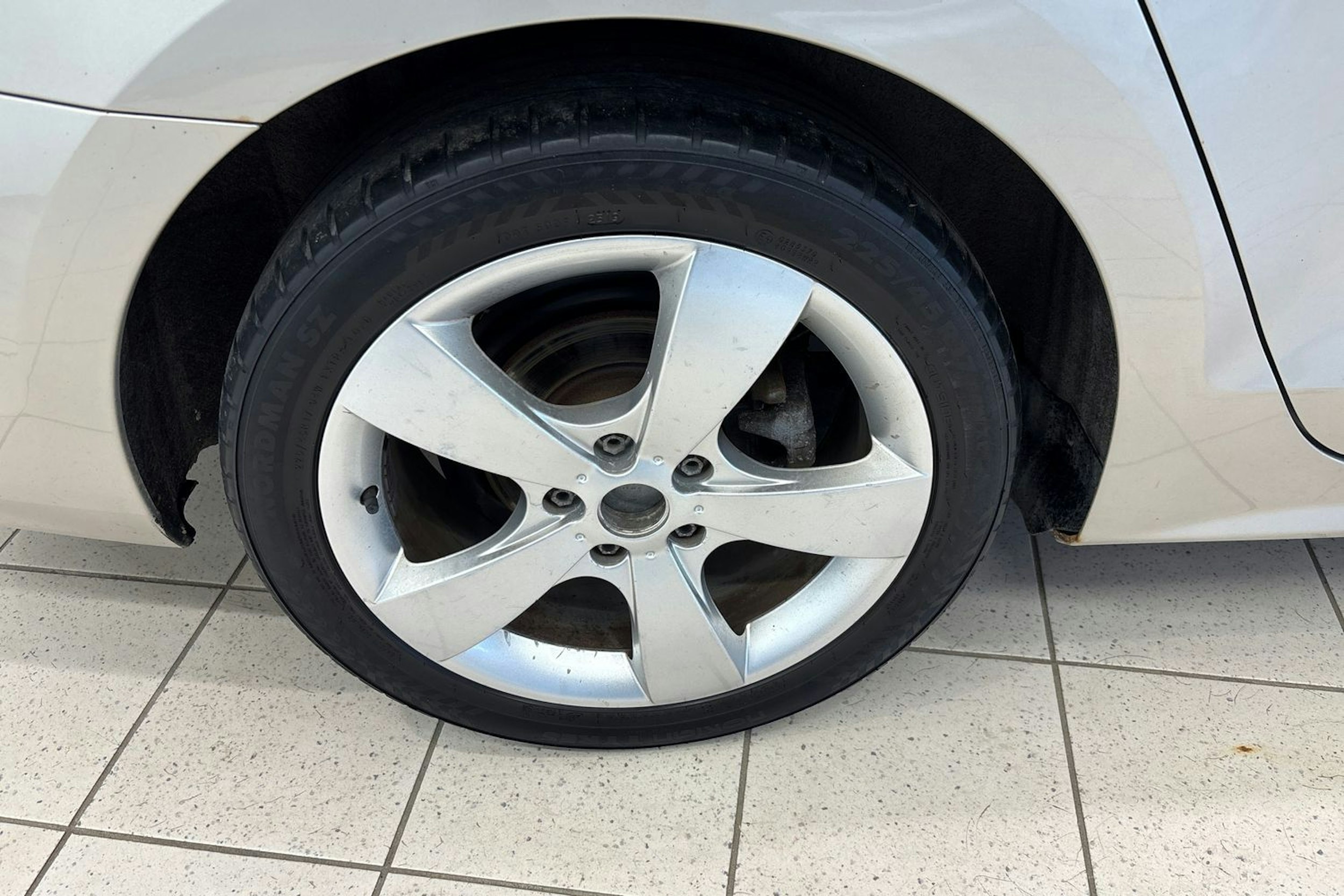 Hopea Volkswagen JETTA 2013 kuva 13.