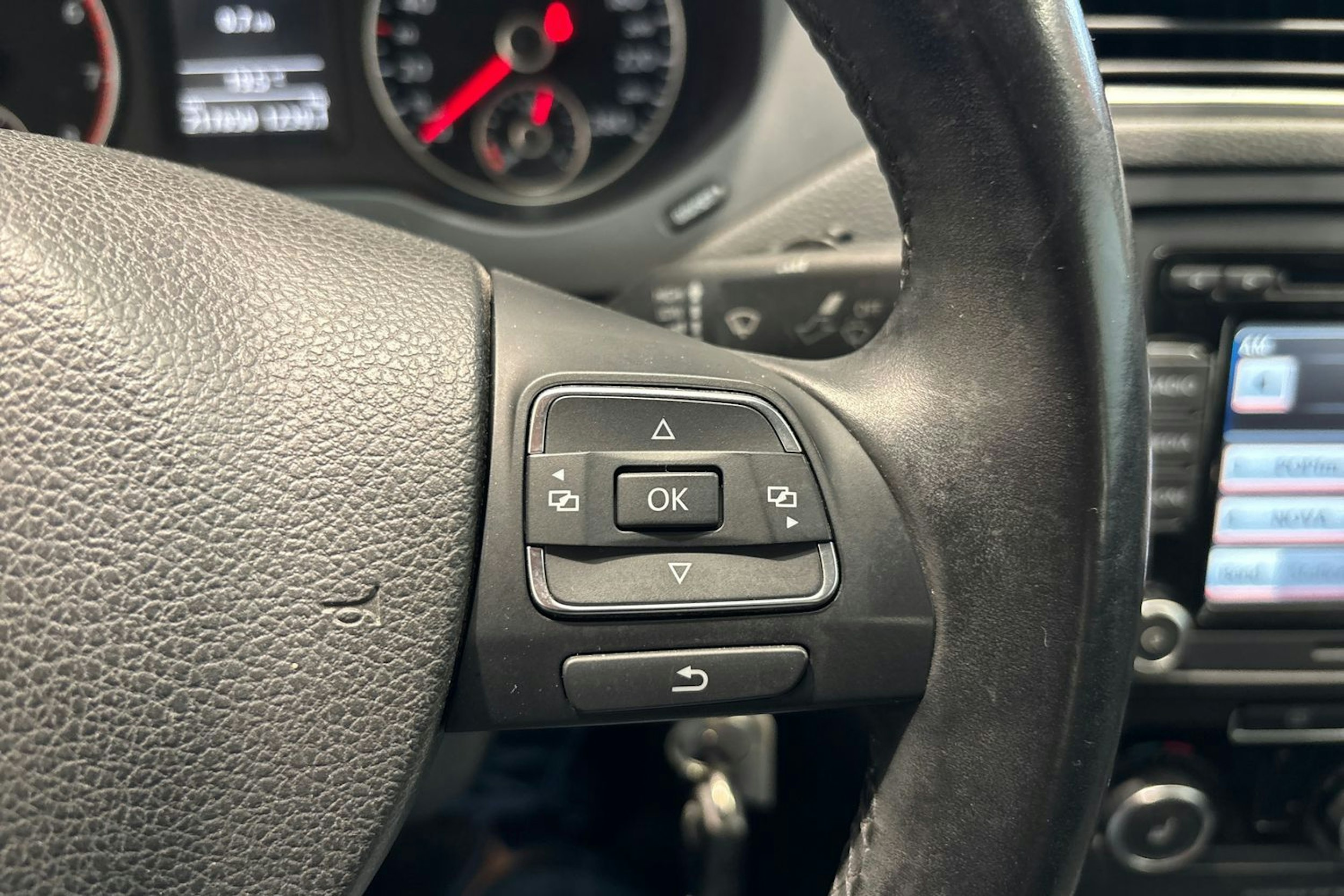 Hopea Volkswagen JETTA 2013 kuva 16.