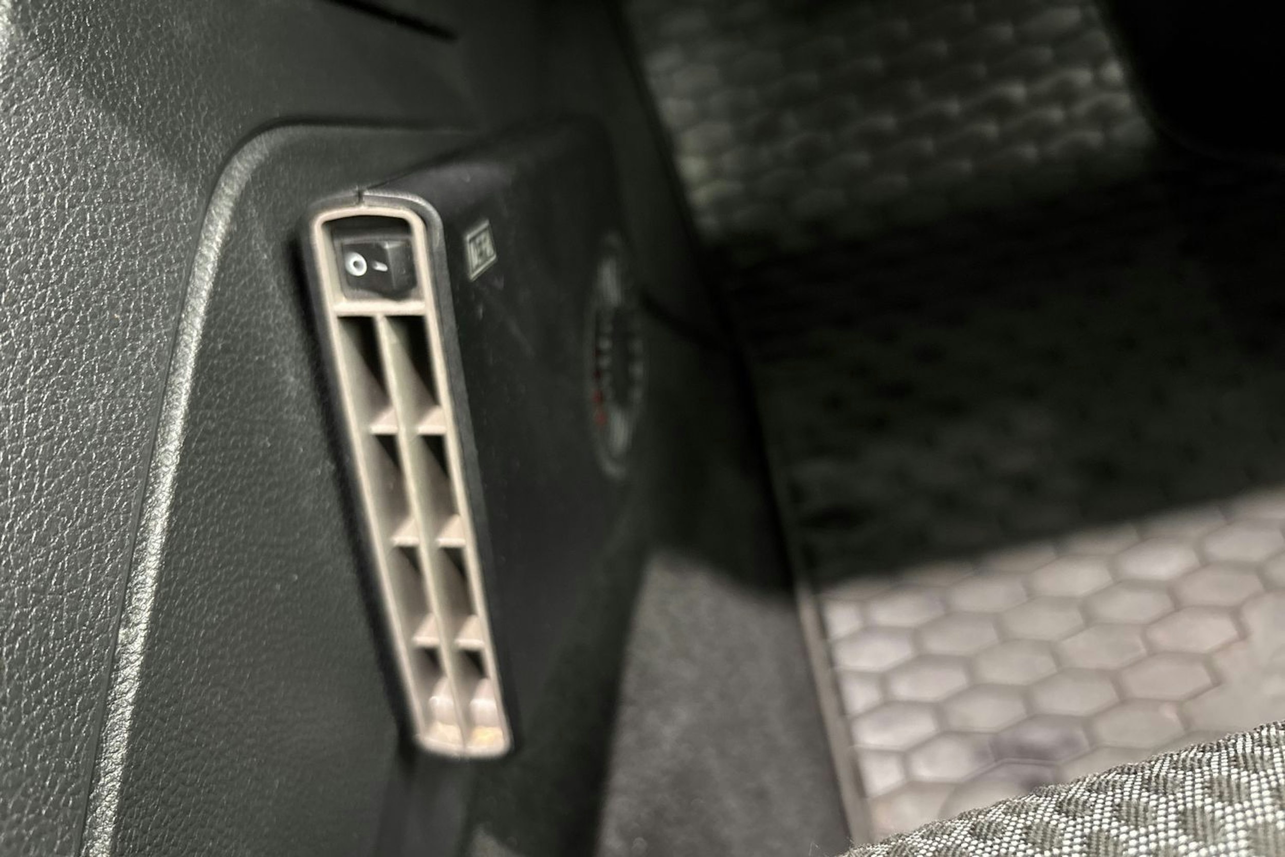 Hopea Volkswagen JETTA 2013 kuva 19.