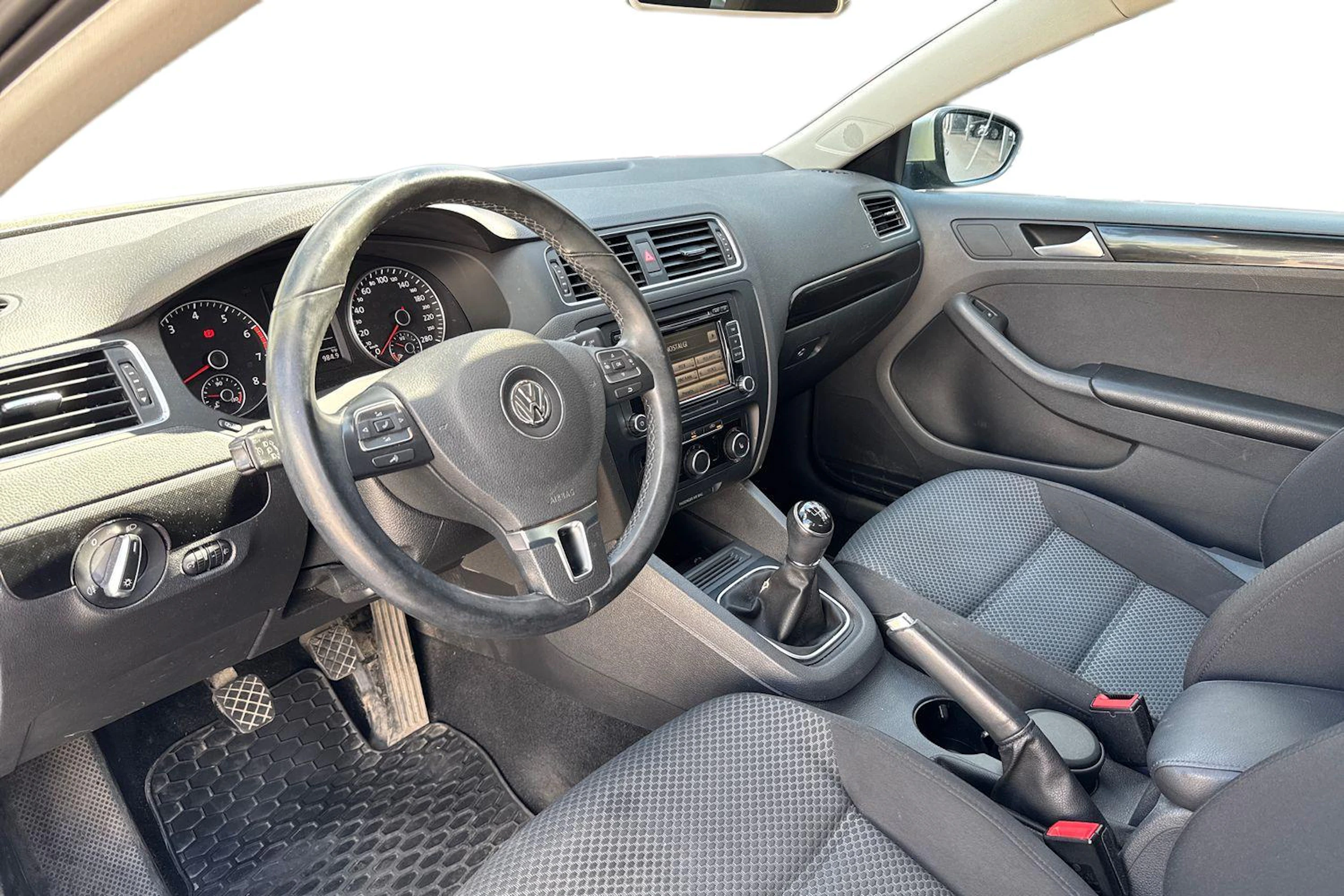 hopea Volkswagen Jetta 2013 kuva 3.