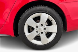 Punainen Volkswagen JETTA 2013 kuva 9.