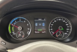 Punainen Volkswagen JETTA 2013 kuva 13.