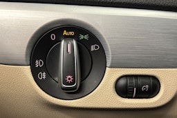 Punainen Volkswagen JETTA 2013 kuva 19.