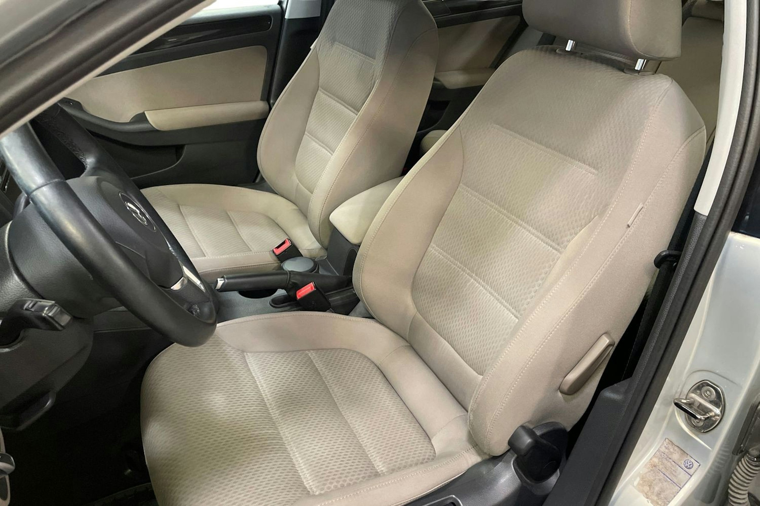 hopea Volkswagen Jetta 2013 kuva 10.