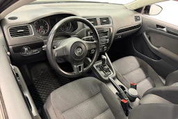 hopea Volkswagen Jetta 2013 kuva 6.