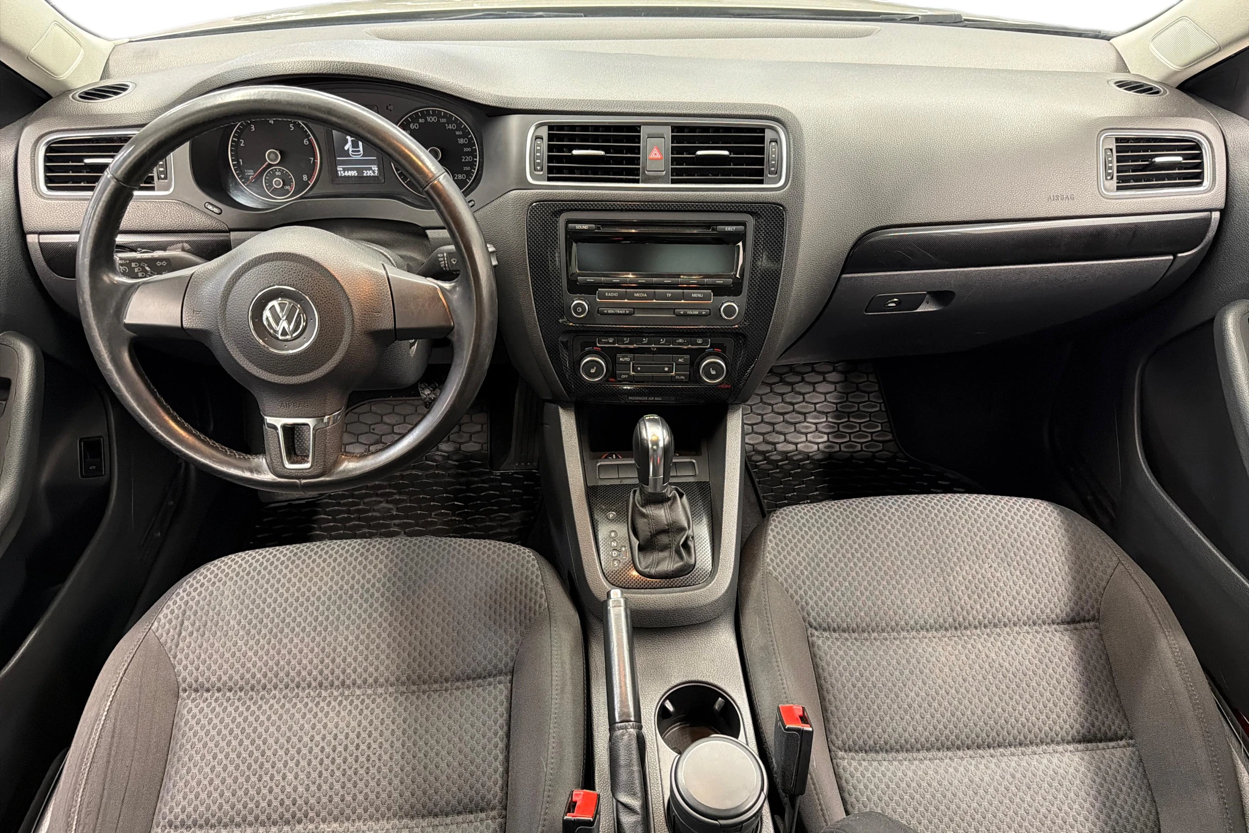 hopea Volkswagen Jetta 2013 kuva 7.