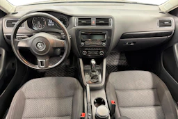 hopea Volkswagen Jetta 2013 kuva 7.