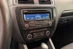 hopea Volkswagen Jetta 2013 kuva 11.