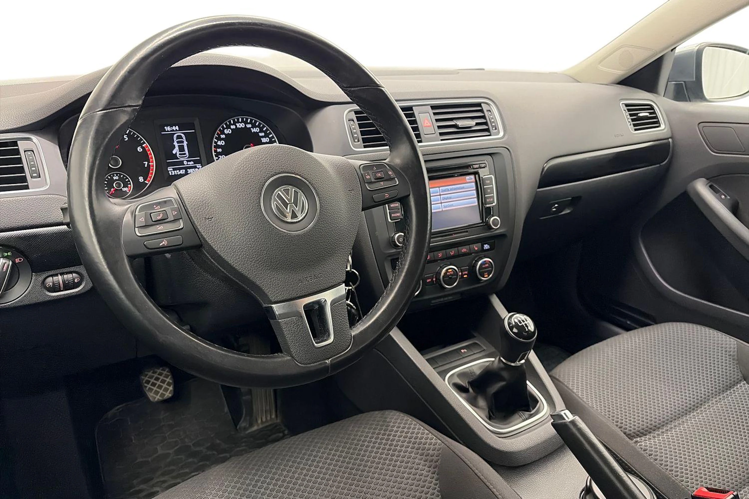 Harmaa Volkswagen JETTA 2014 kuva 8.