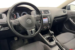 Harmaa Volkswagen JETTA 2014 kuva 8.