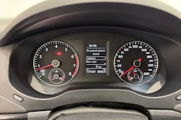 Harmaa Volkswagen JETTA 2014 kuva 17.