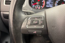 Harmaa Volkswagen JETTA 2014 kuva 18.