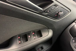 Harmaa Volkswagen JETTA 2014 kuva 24.